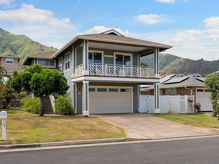 650 Komo Ohia St — Photo 38