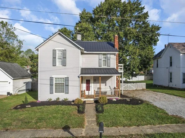 106 Union St, Centerburg, OH 43011