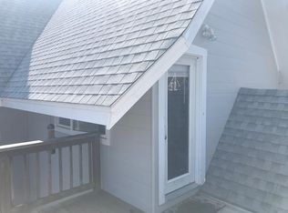 78 King St APT B, Abington, MA 02351