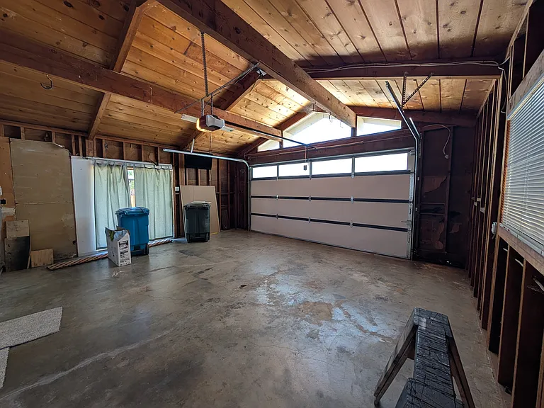 1261 Gloria Dr — Photo 21