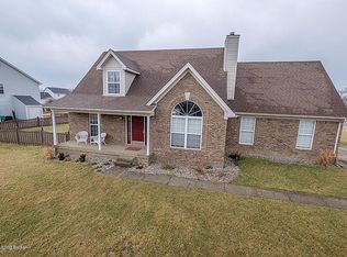 6727 Cassidy Cir, Louisville, KY 40229