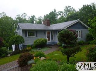 1252 Wren Dr, New Martinsville, WV 26155