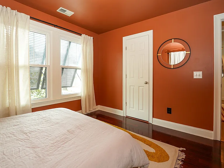 905 Phillips St — Photo 21
