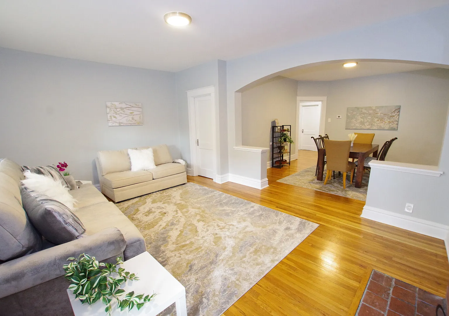 1F Furnished 2 bed 1 bath unit with all utilities & fiber internet — Photo 4