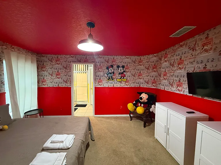 1875 Royal Ridge Dr — Photo 24