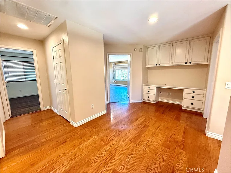 1319 Jacaranda Cir — Photo 10