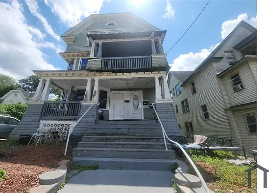 51 Wildwood Ave #2 — Photo 8