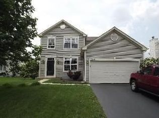 2371 Castle Pines Ln, Aurora, IL 60503