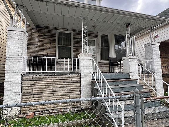 2nd image of 4380 Freer St