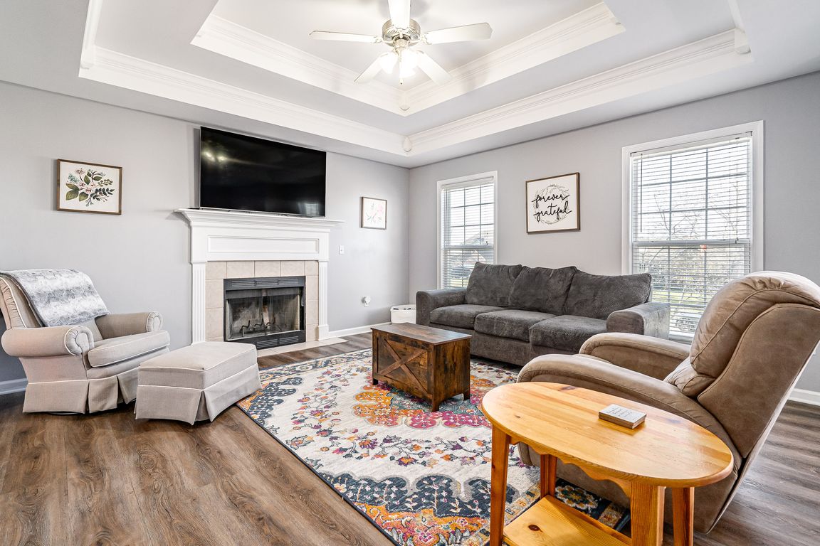 next background image