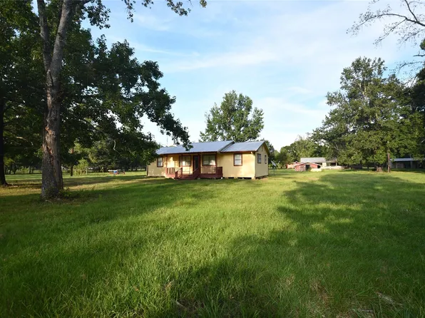 401 County Road 2226, Cleveland, TX 77327