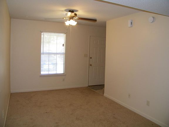 5th image of 143 Mississippi Ave