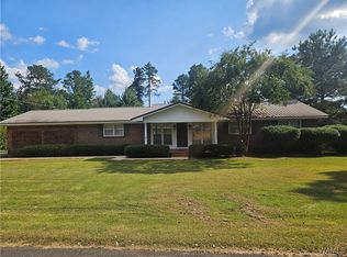 70 Cherry St, Carrollton, AL 35447