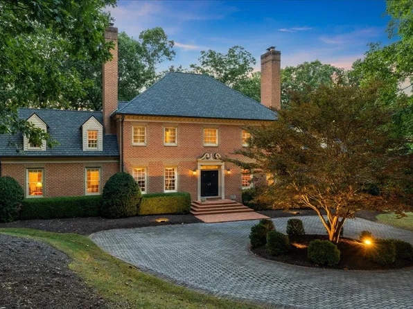 445 Quailwood Dr, Blacksburg, VA 24060