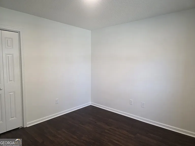 434 Roberts Way — Photo 15