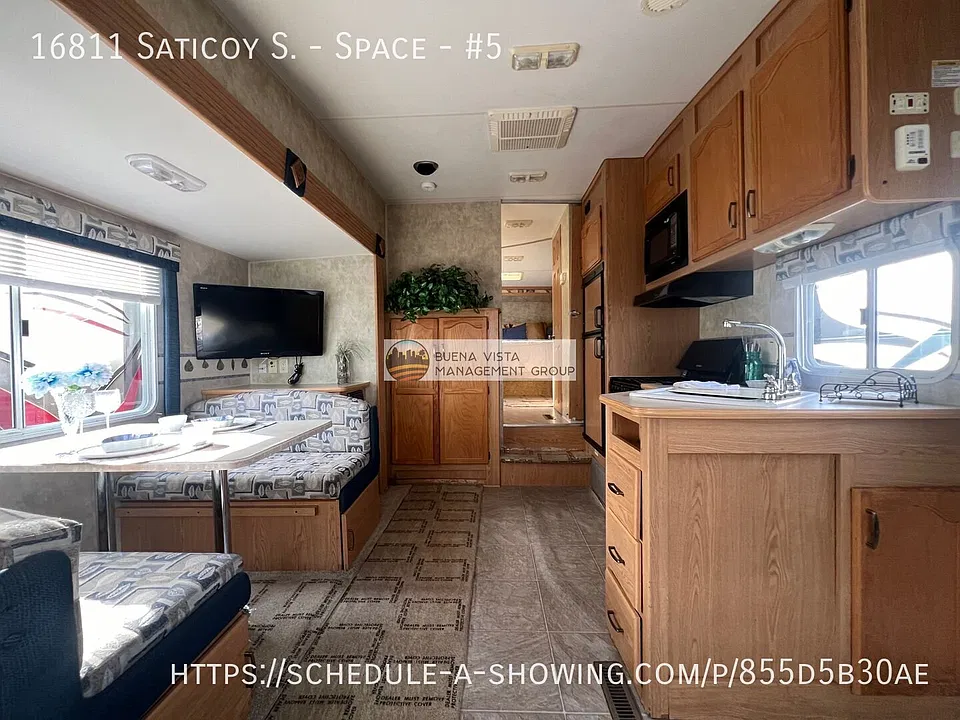 16811 Saticoy St S #5