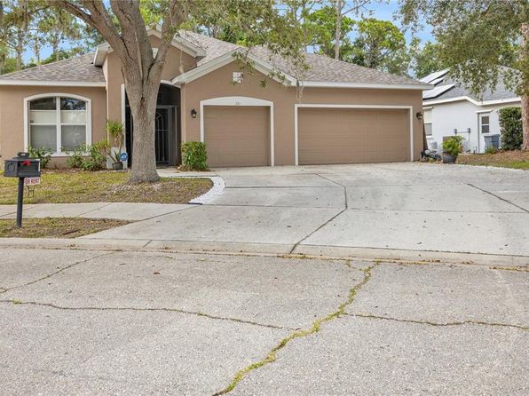 721 Stonecrest Dr