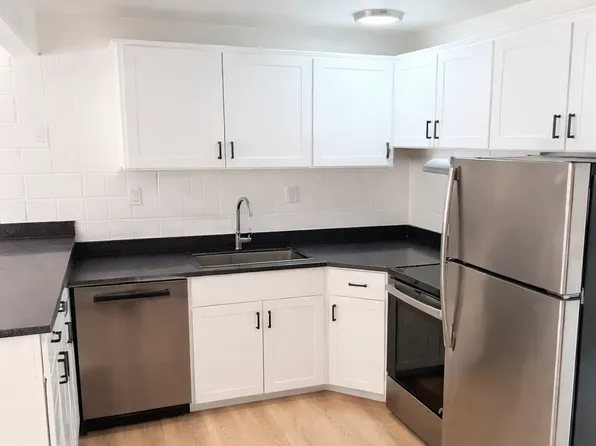 Palms on 2nd Apartments