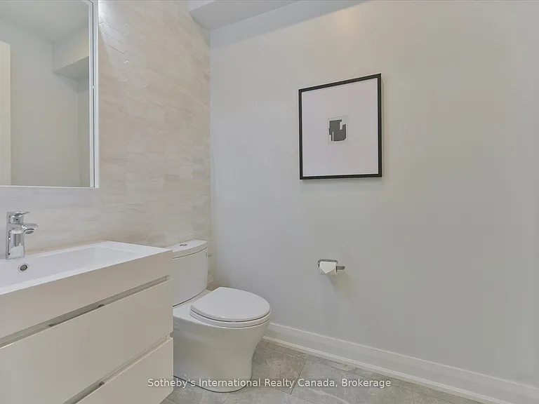 41 A Maple Ave N — Photo 13