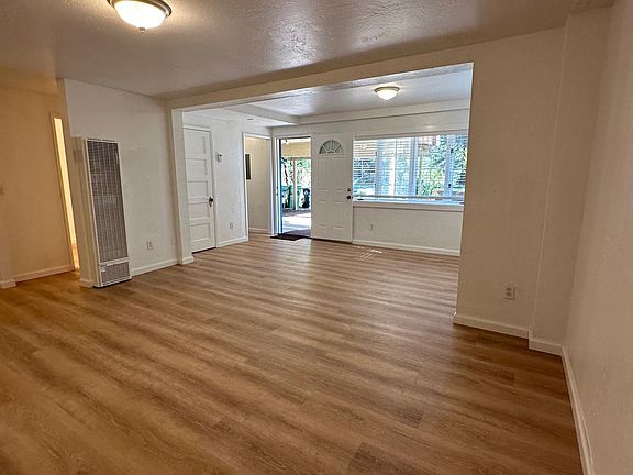 4th image of 324 Felton Empire Rd