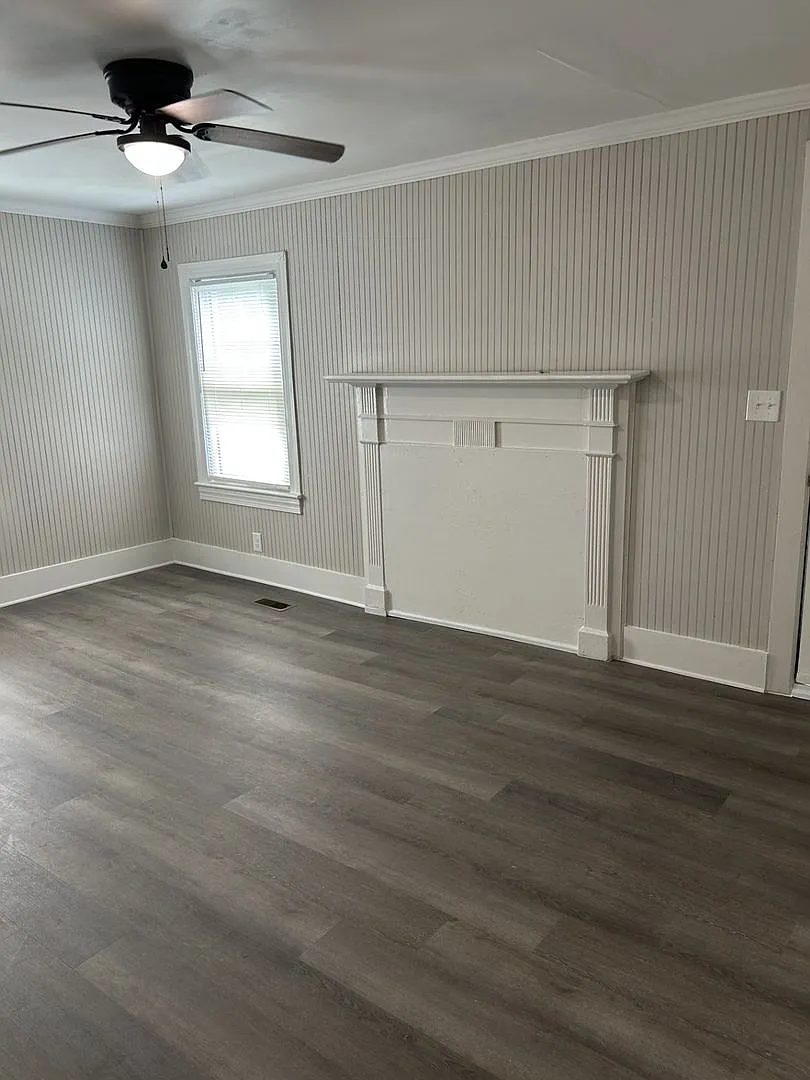 2437 N Patterson Avenue — Photo 3