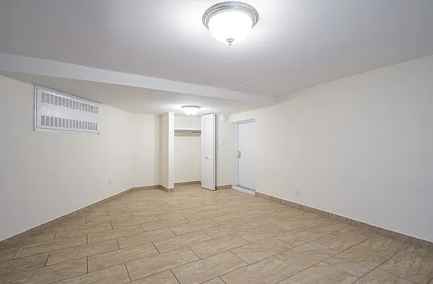 Rented by City Connections Realty | media 16