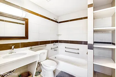 Rented by Century 21 Premier 