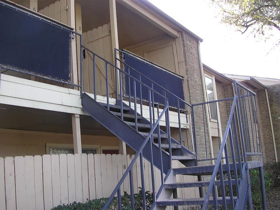 1st image of 8201 Richmond Ave APT 8
