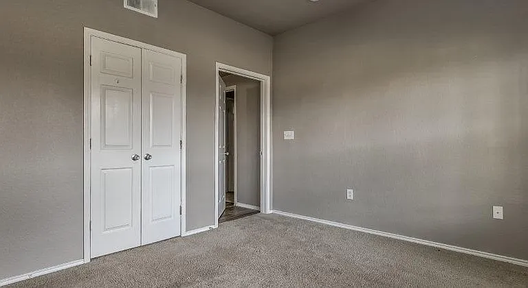 217 Harris Dr #1 — Photo 3