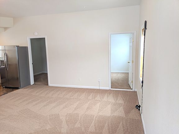 3rd image of 111 N Park St #D
