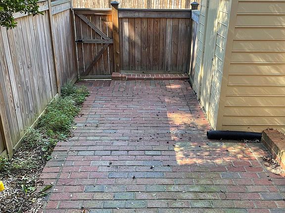 2nd image of 1314 Kenmore Ave #8