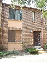 Front of Condo Townhome