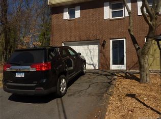 66 Round Hill Rd, Southington, CT 06489