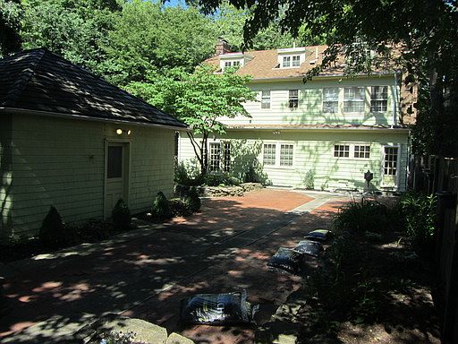2nd image of 2086 Iuka Ave
