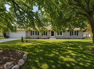 1719 Danny Dr, Fort Wayne, IN 46818