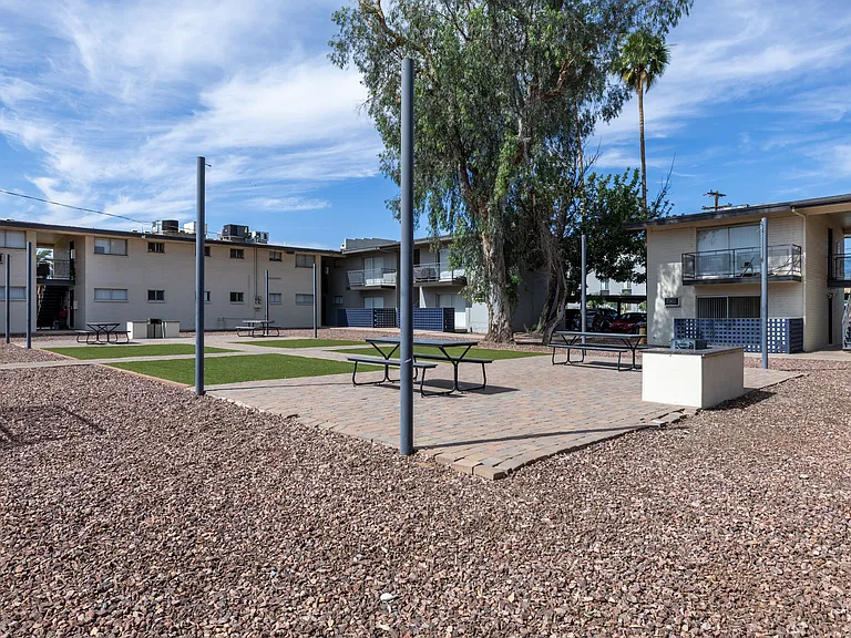 Mountain Vista Apartments — Photo 7