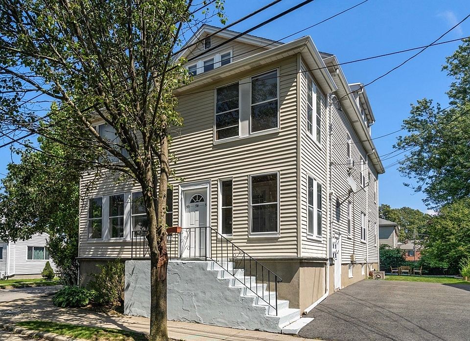1st image of 52 Ralph St Unit 52