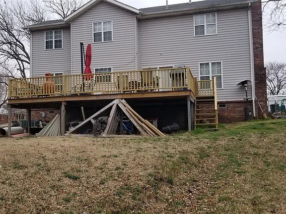 4th image of 2000 Southridge Dr