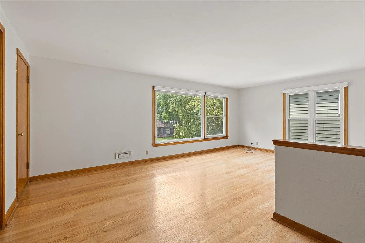 2 bed, 900 sqft, $1,450 — Photo 3