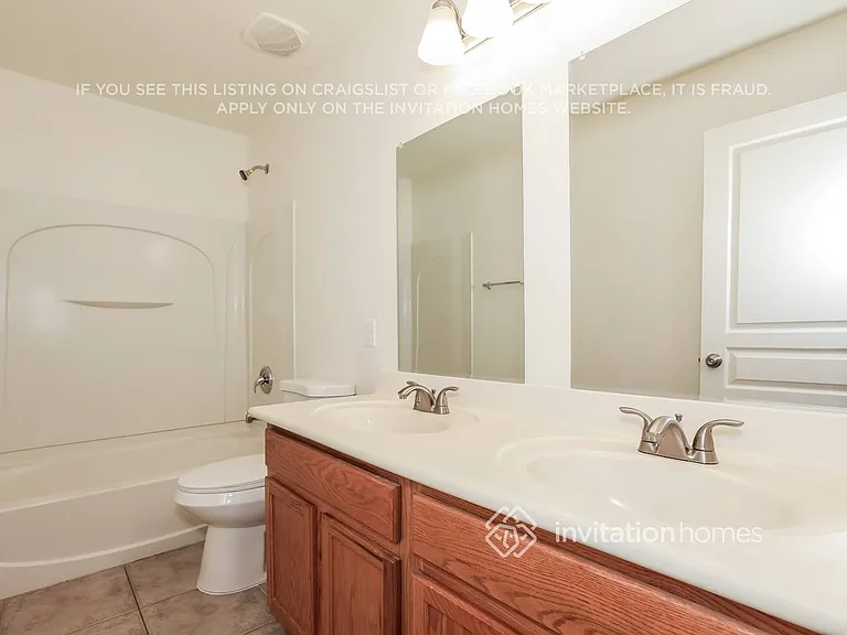 28808 N Maravilla Dr — Photo 16