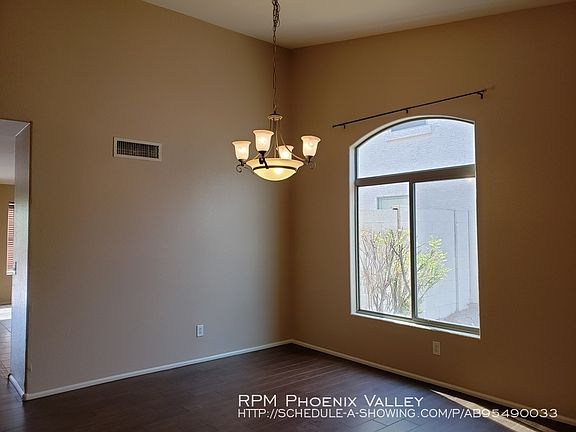 5th image of 7919 S 48th Dr