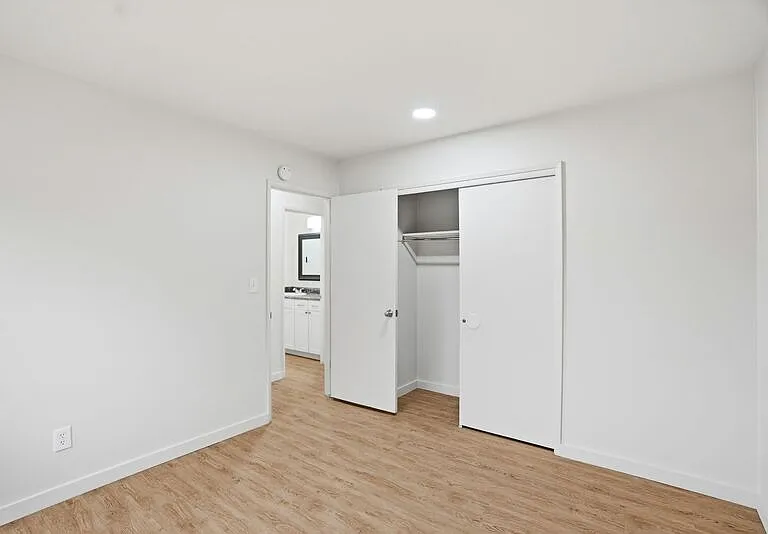 3106 E 27th Ave #205 — Photo 17