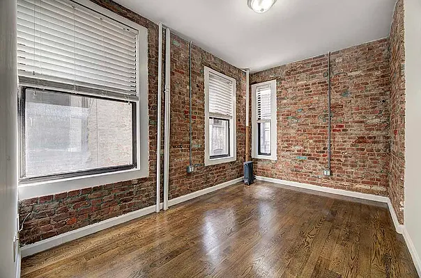 Rented by REAL New York | media 4