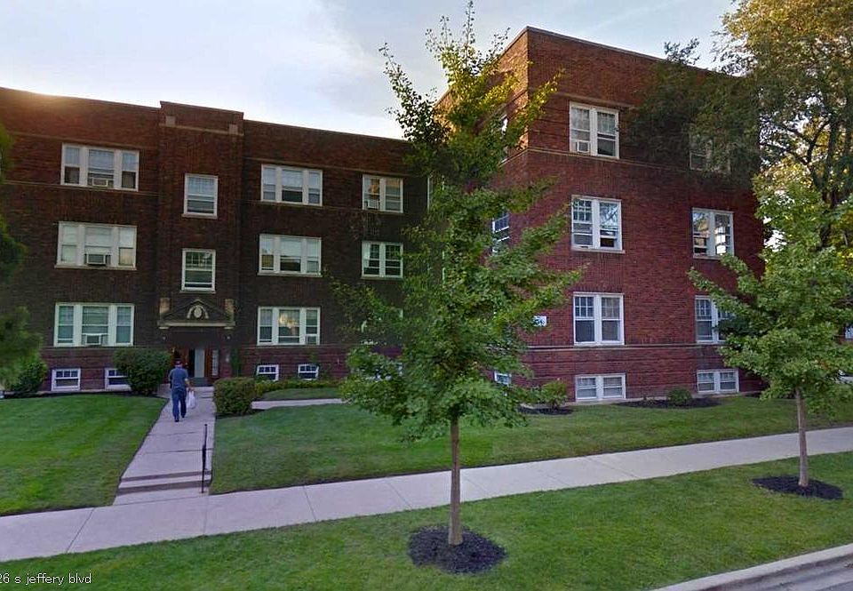 1st image of 6926 S Jeffery Blvd #1814