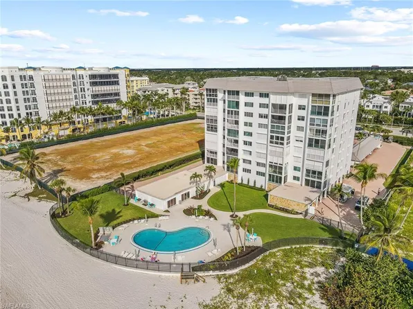 1717 Gulf Shore Blvd N Unit #601, NAPLES, FL 34102