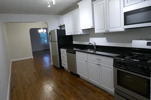 3310 Mount Vernon Ave #3 Photo 1