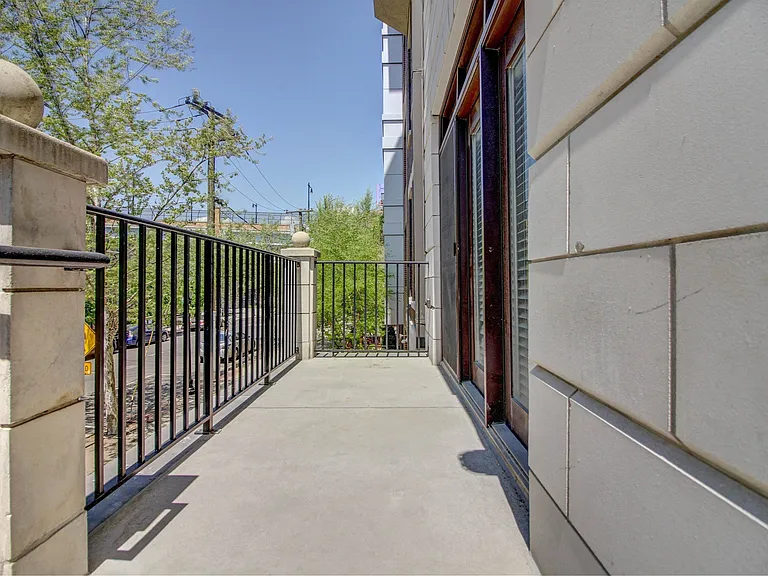 1300 Grand St #201 — Photo 22