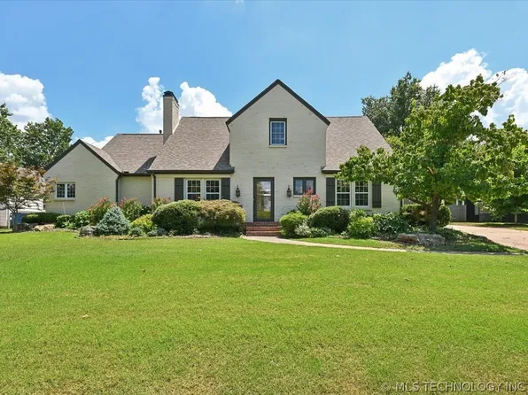 2720 E 22nd St, Tulsa, OK 74114