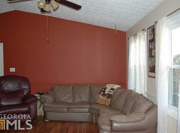 3rd image of 2453 Chablis Ct