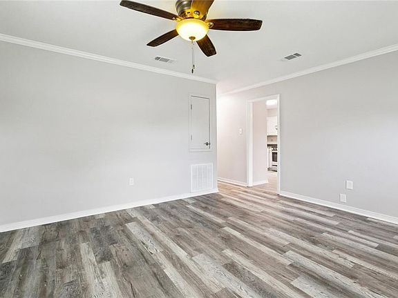 5th image of 1500 Orchid Dr